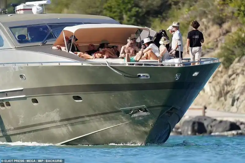 jeff bezos e laura sanchez a st. barts 11