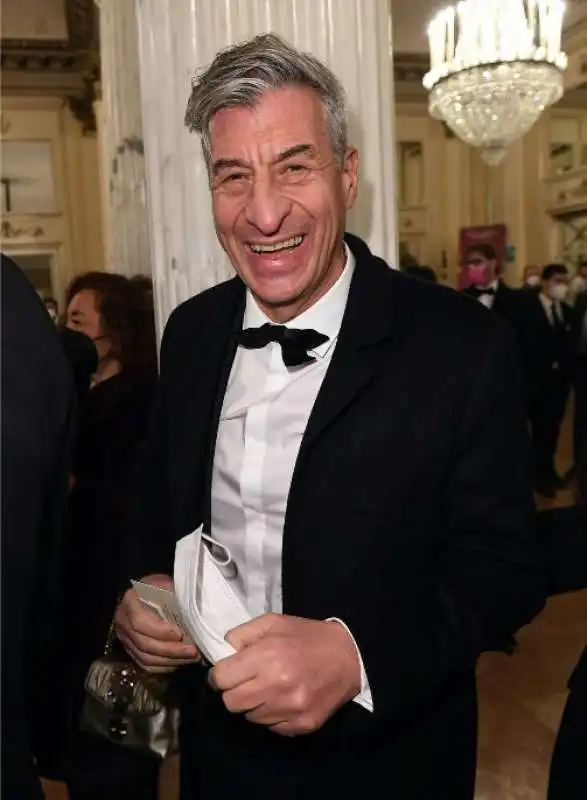 maurizio cattelan 