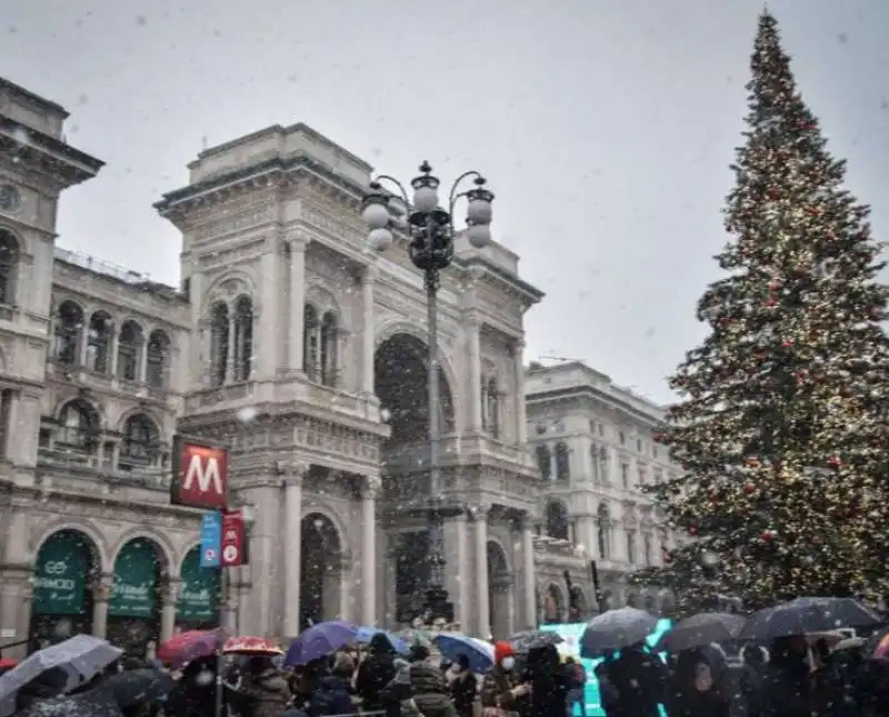 neve a milano   8 dicembre 2021   5