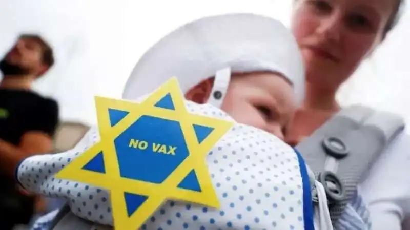 NO VAX TEDESCHI CON LA STELLA DI DAVID