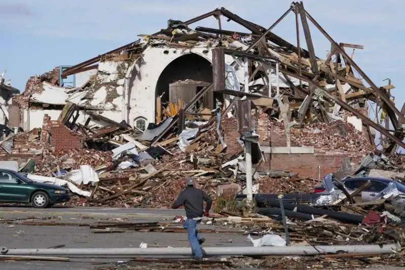 tornado in kentucky 1