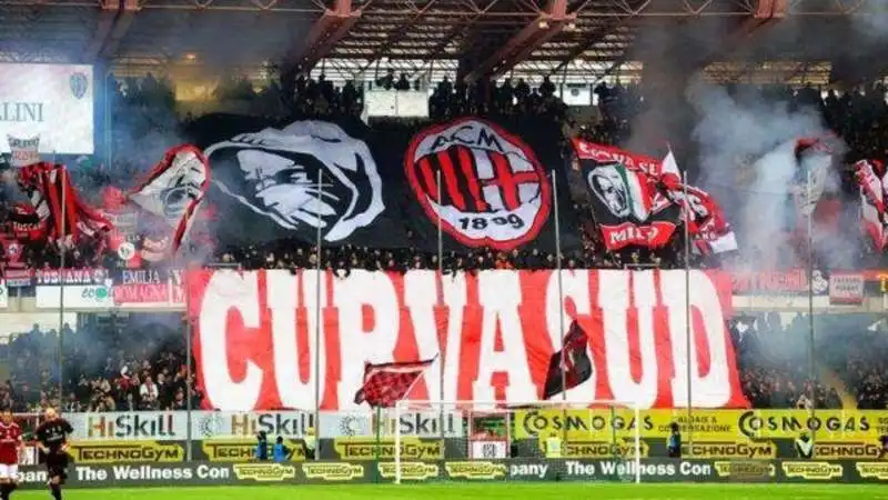 ULTRAS MILAN CURVA SUD