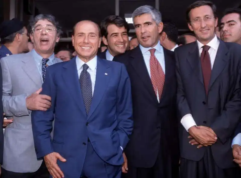 umberto bossi silvio berlusconi raffaele fitto  pierferdinando casini gianfranco fini  