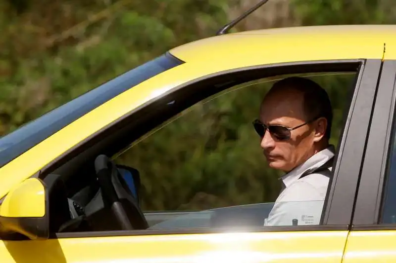 vladimir putin al volante 5