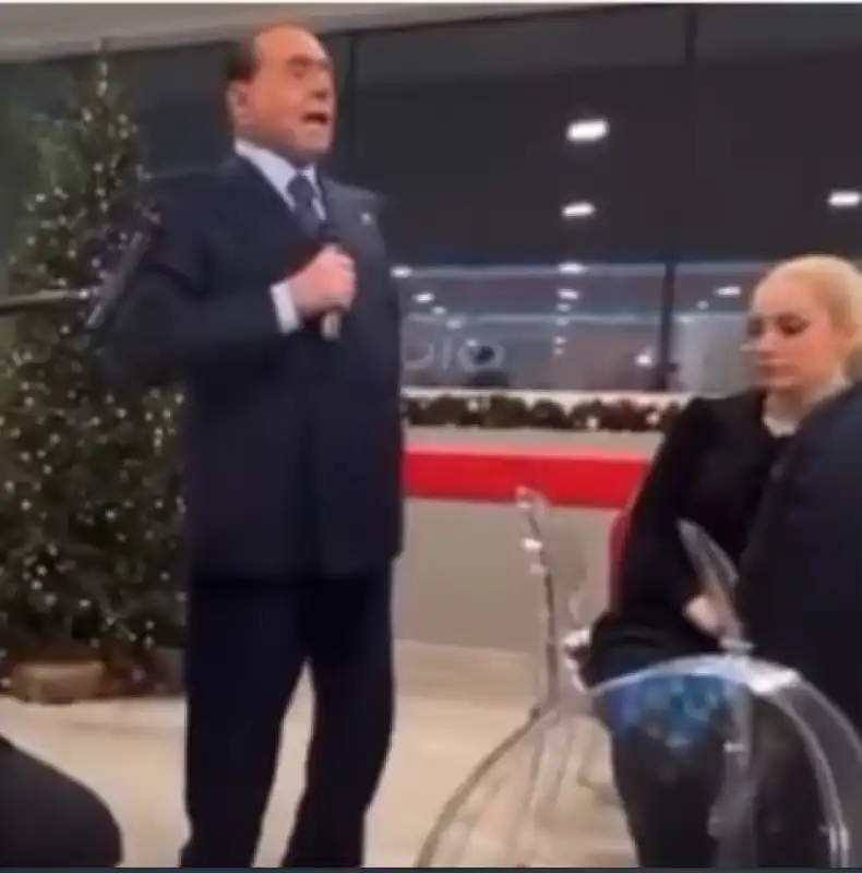 BERLUSCONI CENA MONZA