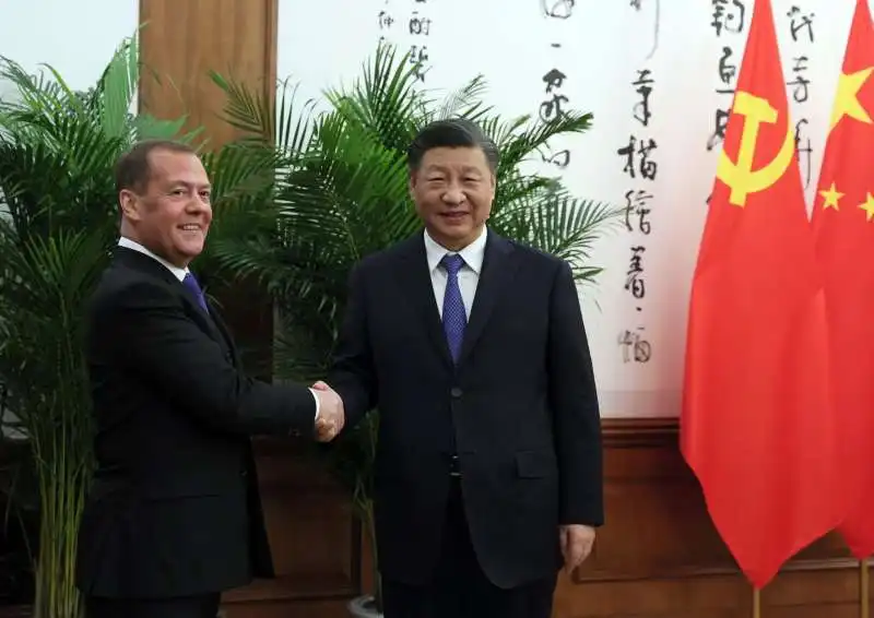 DMITRY MEDVEDEV XI JINPING