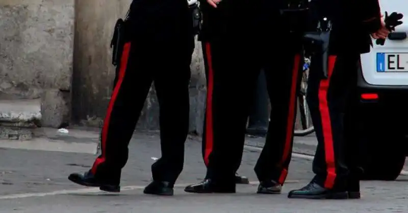 finti carabinieri 