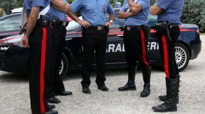 finti carabinieri 