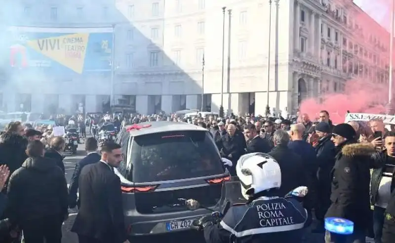 funerale di sinisa mihajlovic  1