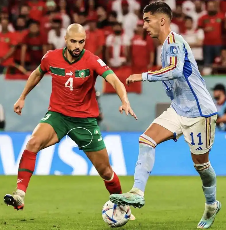 il pacco di sofyan amrabat 