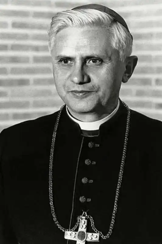 JOSEPH RATZINGER NEL 1977