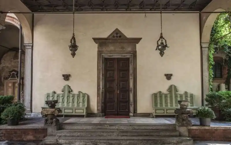 la casa degli atellani 16