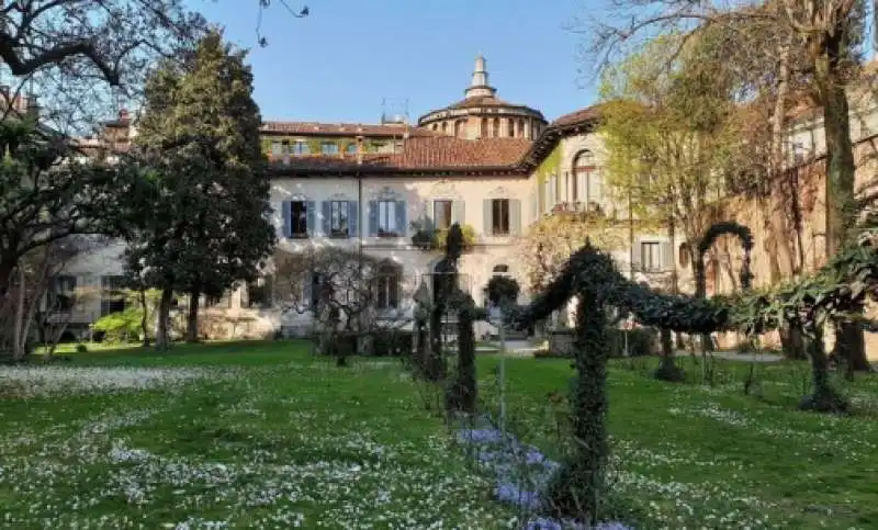 la casa degli atellani 20