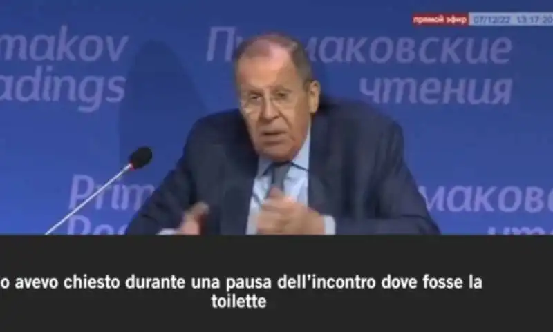 LAVROV RACCONTA DEI BAGNI UNISEX IN SVEZIA 