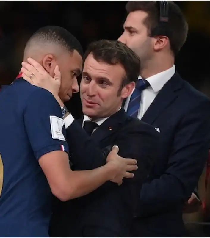 macron mbappe