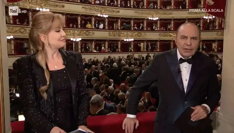 milly carlucci e bruno vespa    prima alla scala 2022   1