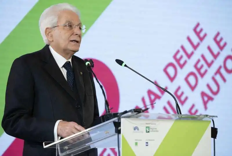 sergio mattarella al festival delle regioni 