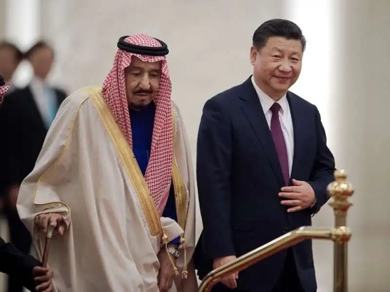 Xi jinping con Salman bin Abdulaziz al-Saud 