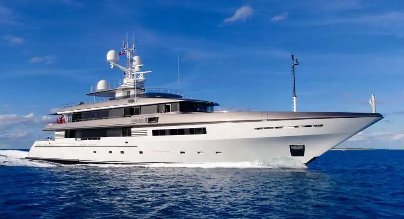 yacht aldabra 