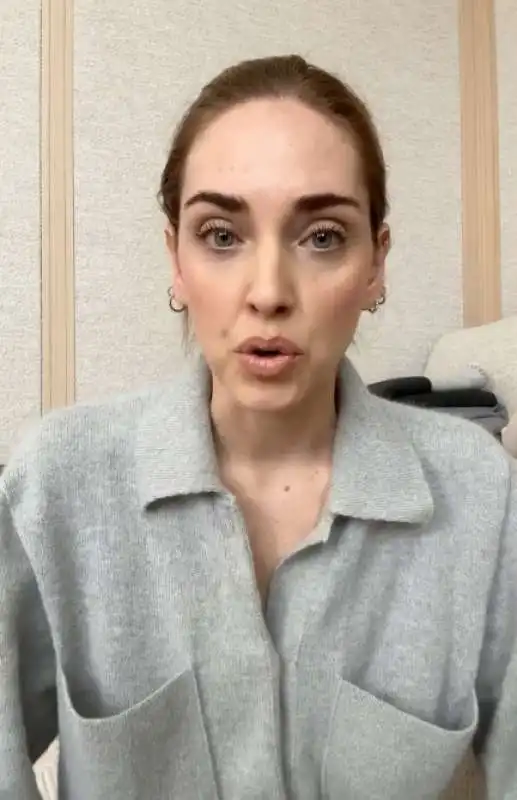 chiara ferragni si scusa dopo il caso dei pandori balocco 1