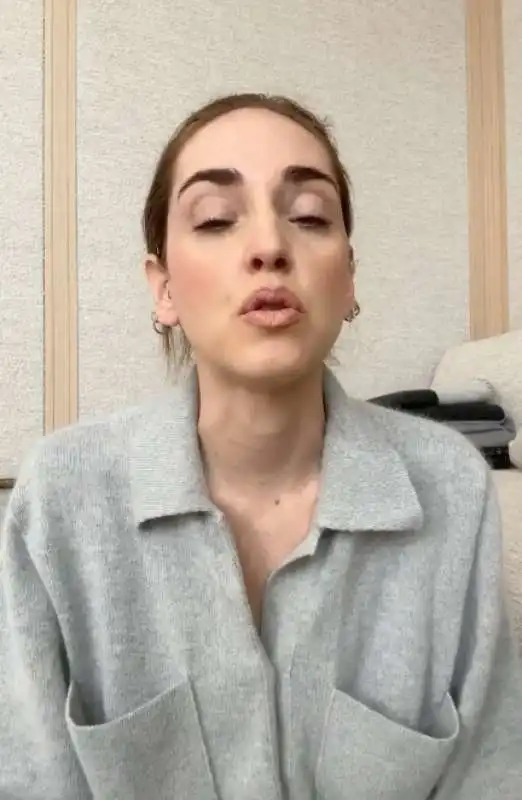 chiara ferragni si scusa dopo il caso dei pandori balocco 10