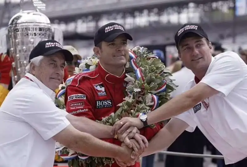 gil de ferran vince la indy500 nel 2003  