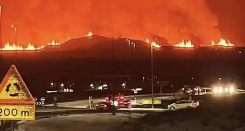 islanda   eruzione vulcano nella penisola di reykjanes   5