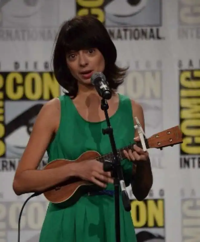 kate micucci 9