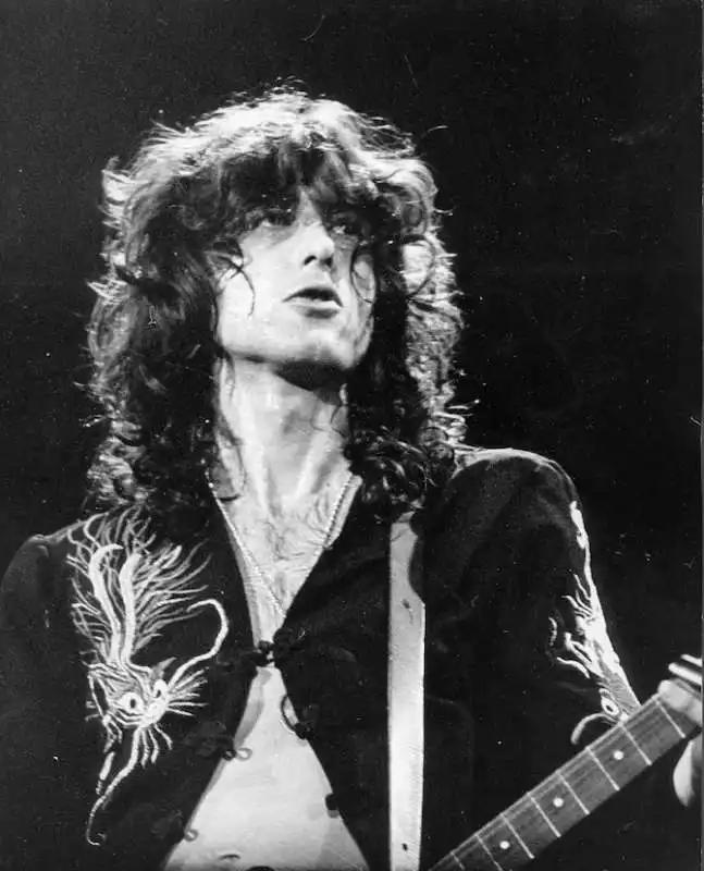 led zeppelin jimmy page 4