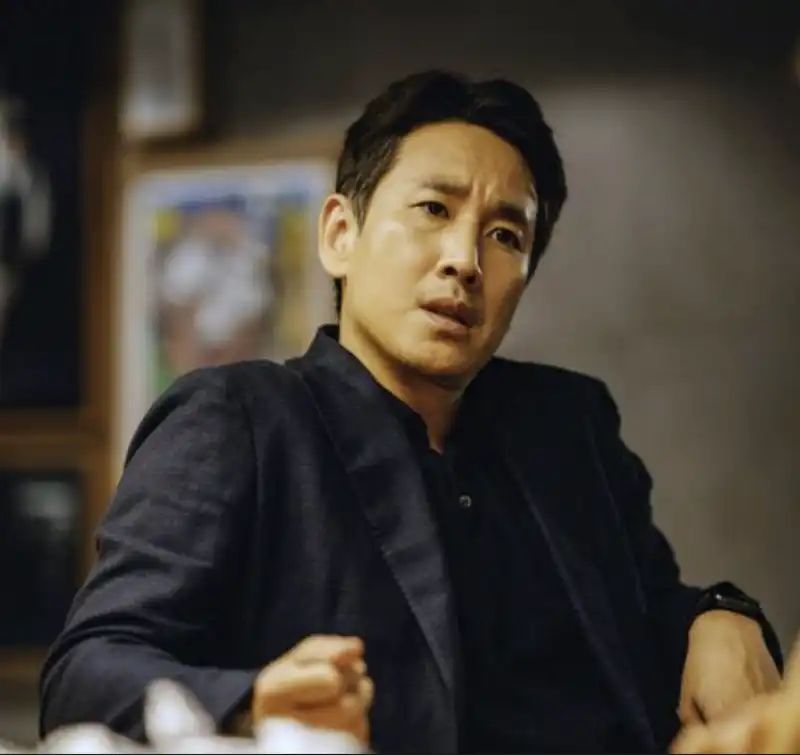 lee sun kyun in parasite