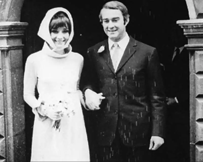 matrimonio di audrey hepburn con andrea dotti a morges, in svizzera   18 gennaio 1969 