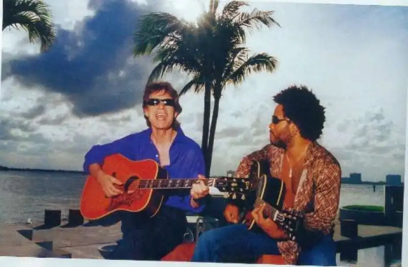 MICK JAGGER E LENNY KRAVITZ 