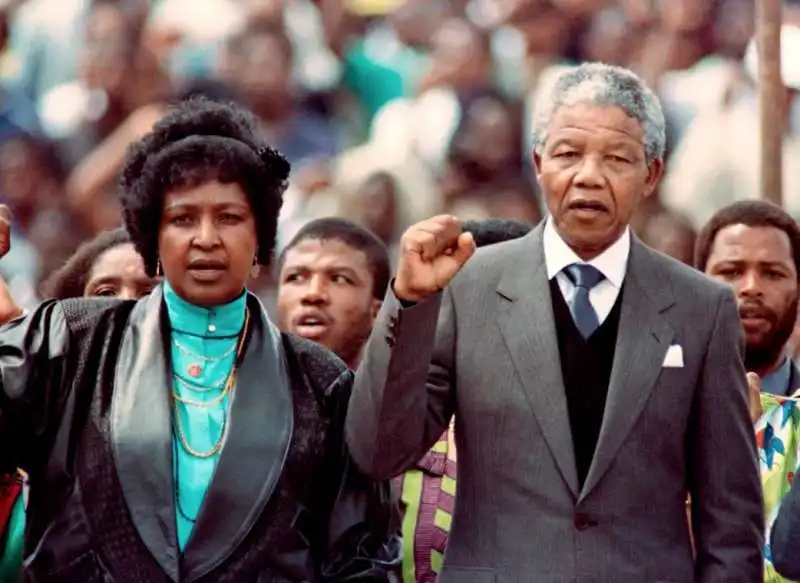 nelson mandela e la moglie winnie 5