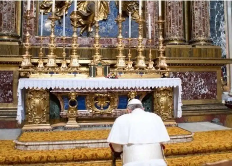 papa francesco a santa maria maggiore