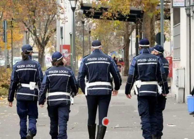 polizia locale a milano