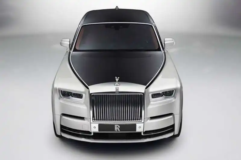 ROLLS ROYCE PHANTOM