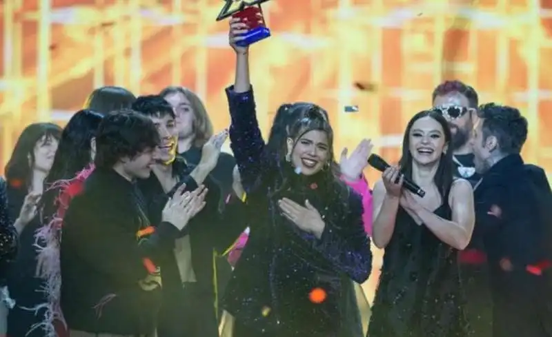 sarafine vince x factor 6