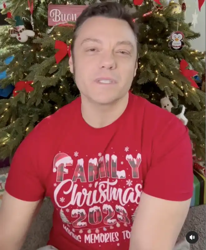 tiziano ferro - post instagram per natale