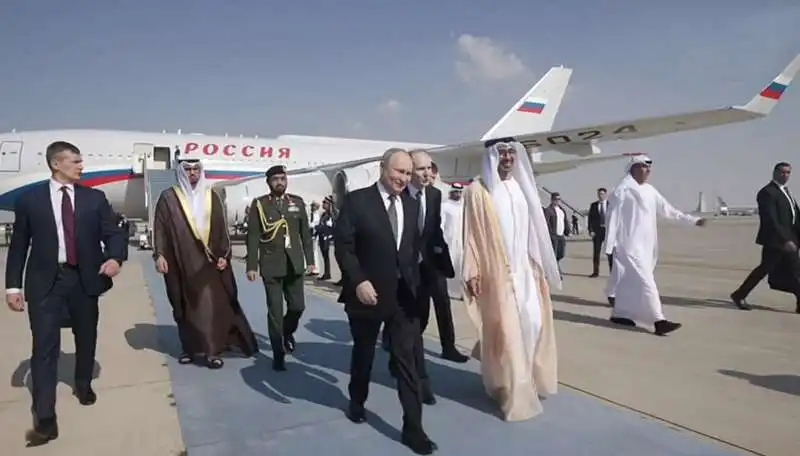 VLADIMIR PUTIN AD ABU DHABI 