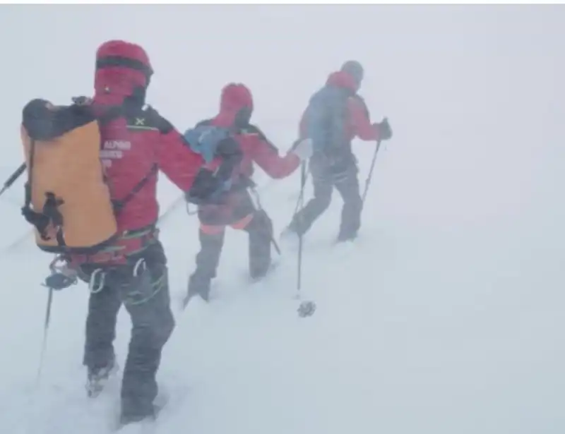  alpinisti dispersi sul gran sasso