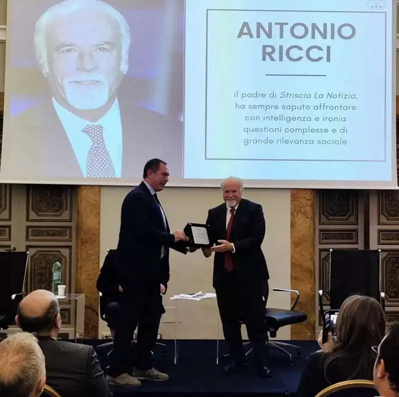 ANTONIO RICCI PREMIATO COME AMICO DEL CONSUMATORE 2024 DAL CODACONS  