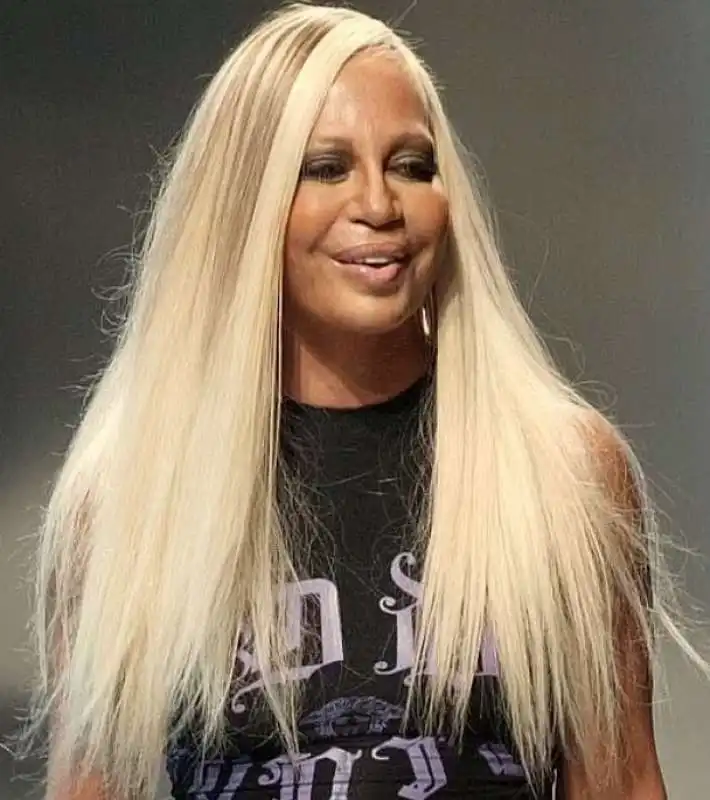 donatella versace nel 2010 copia