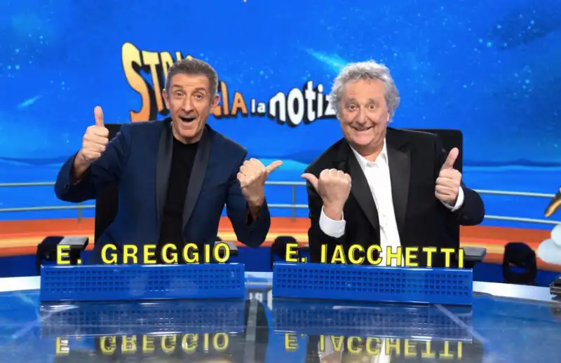 ezio greggio enzo iacchetti a striscia la notizia 6