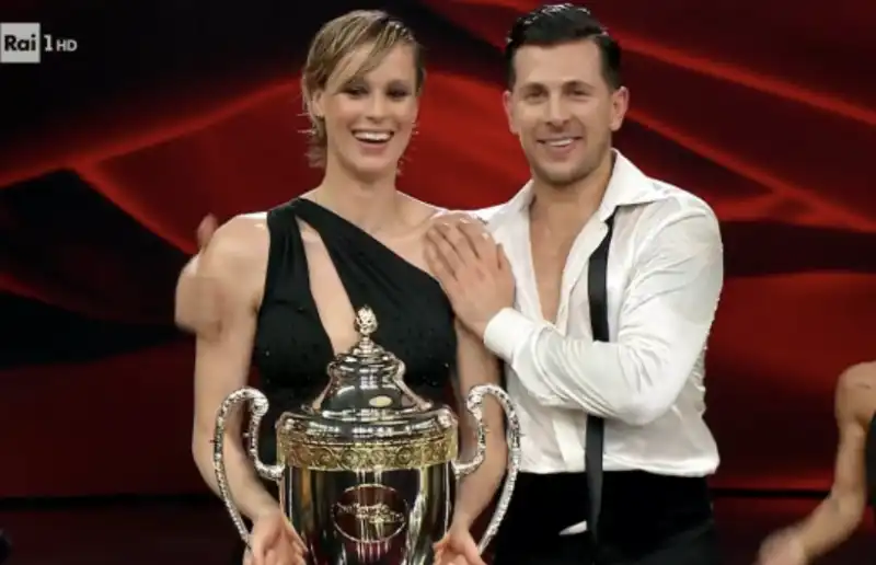 federica pellegrini seconda a ballando con le stelle