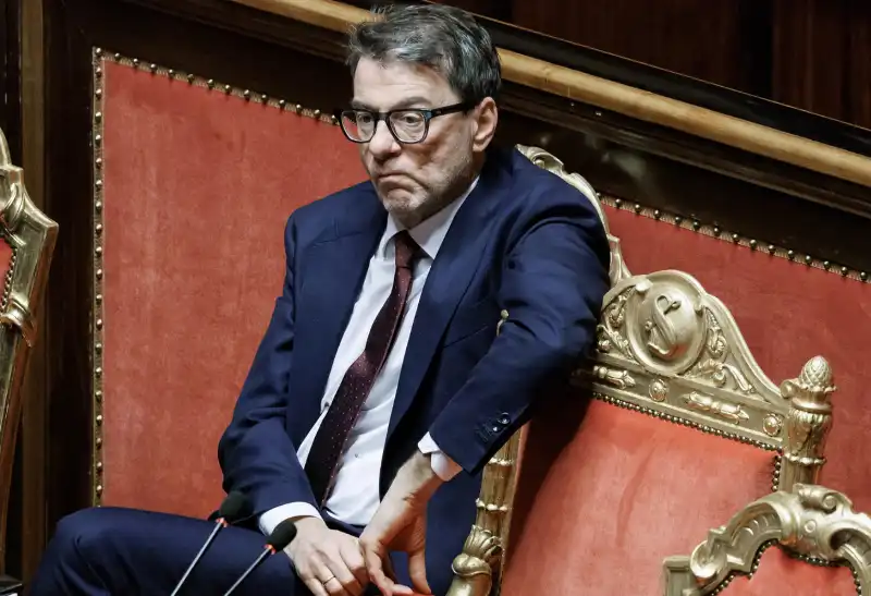   giancarlo giorgetti.      voto di fiducia sulla manovra 2024    foto lapresse