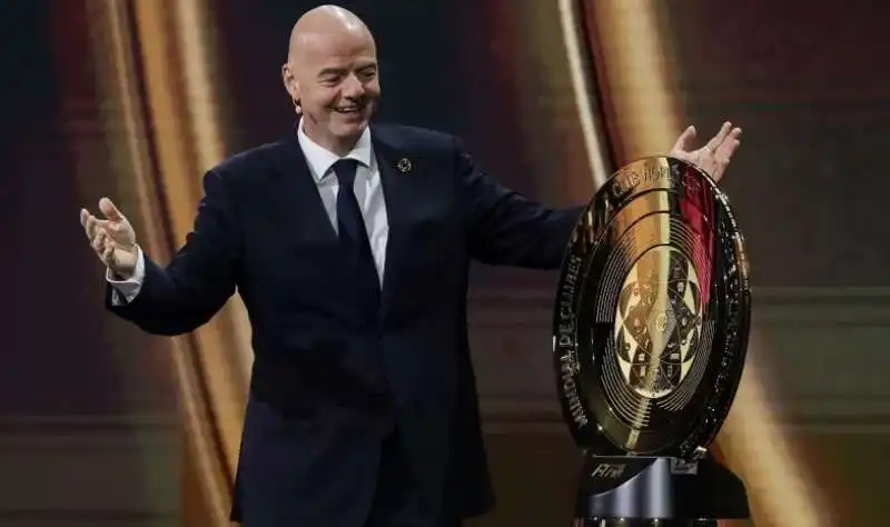  gianni infantino mondiale per club