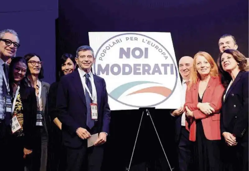 giusy versace mariastella gelmini mara carfagna maurizio lupi michela vittoria brambilla ilaria cavo - assemblea noi moderati