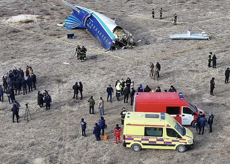 incidente aereo azerbaijan airlines   aktau, kazakistan   12