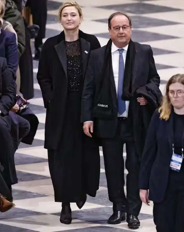 julie gayet francois hollande