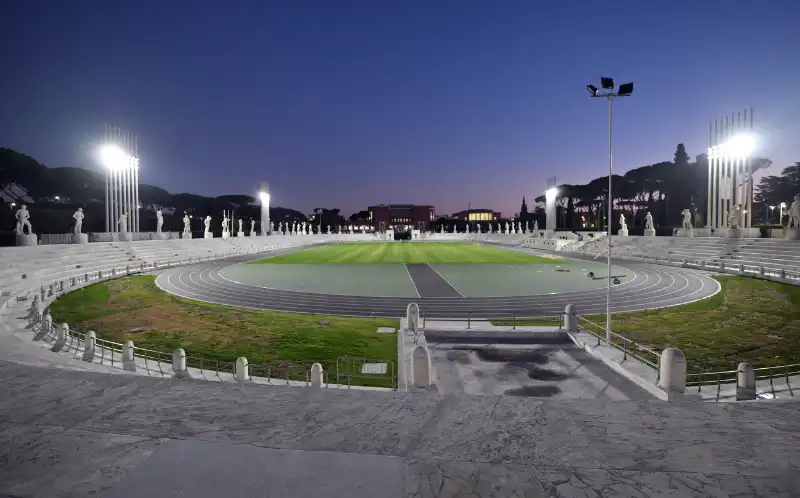 la nuova illuminazione dello stadio dei marmi  foto mezzelani gmt 024